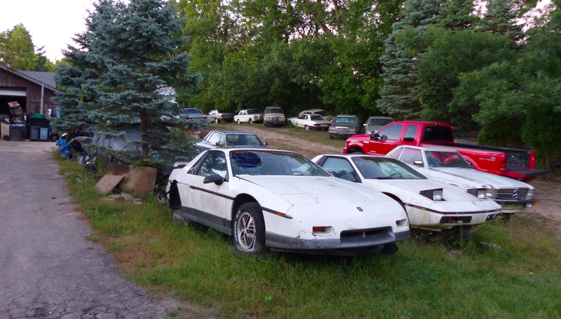 Illustration for article titled One Year Later, Michigan Man Ordered to Sell 20 Cars a Month Is Out 160 Cars but Remains Upbeat